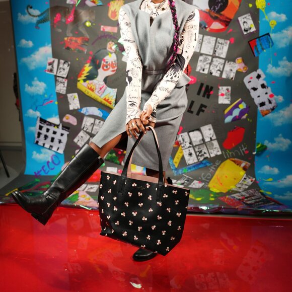 Reversible Kate Spade Floral Tote Bag – Pink & Floral, Spacious Travel Bag - Picture 12 of 13